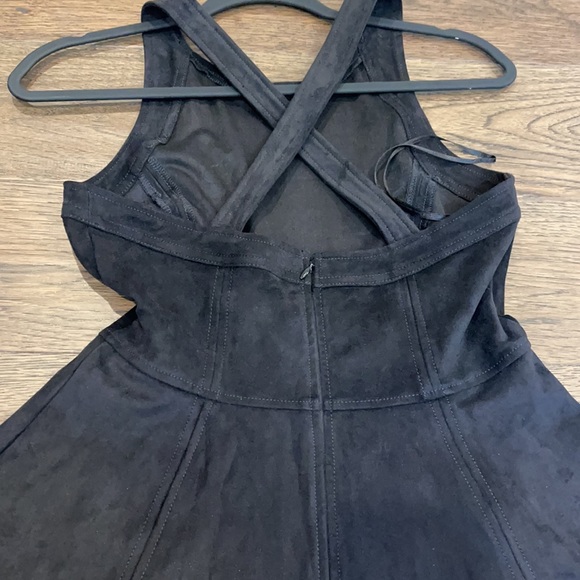 Express dress - Picture 6 of 7